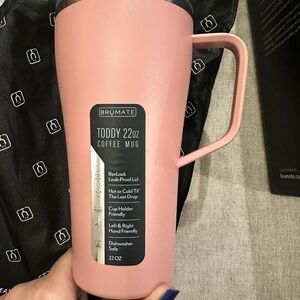 Brumate 22oz Toddy Coffee Mug in Morning Rose